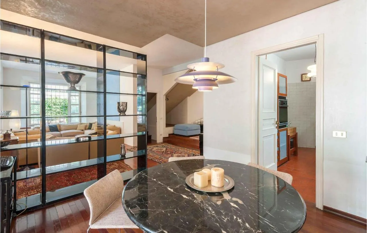 Σπίτι διακοπών 6 Bedroom Cozy Home In Ρίμινι