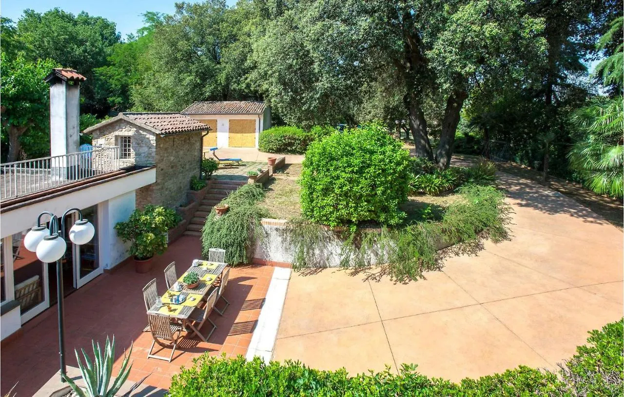 6 Bedroom Cozy Home In リミニ イタリア
