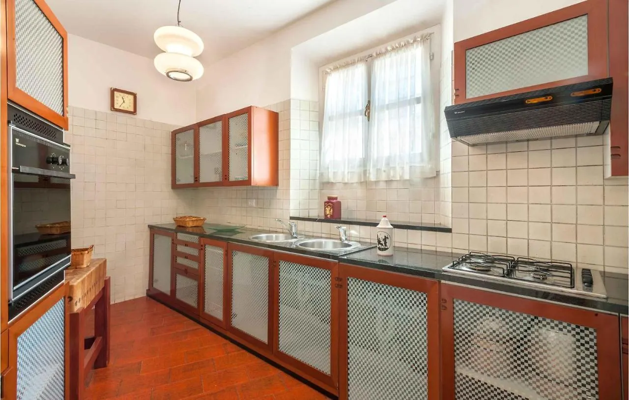 別荘 6 Bedroom Cozy Home In リミニ